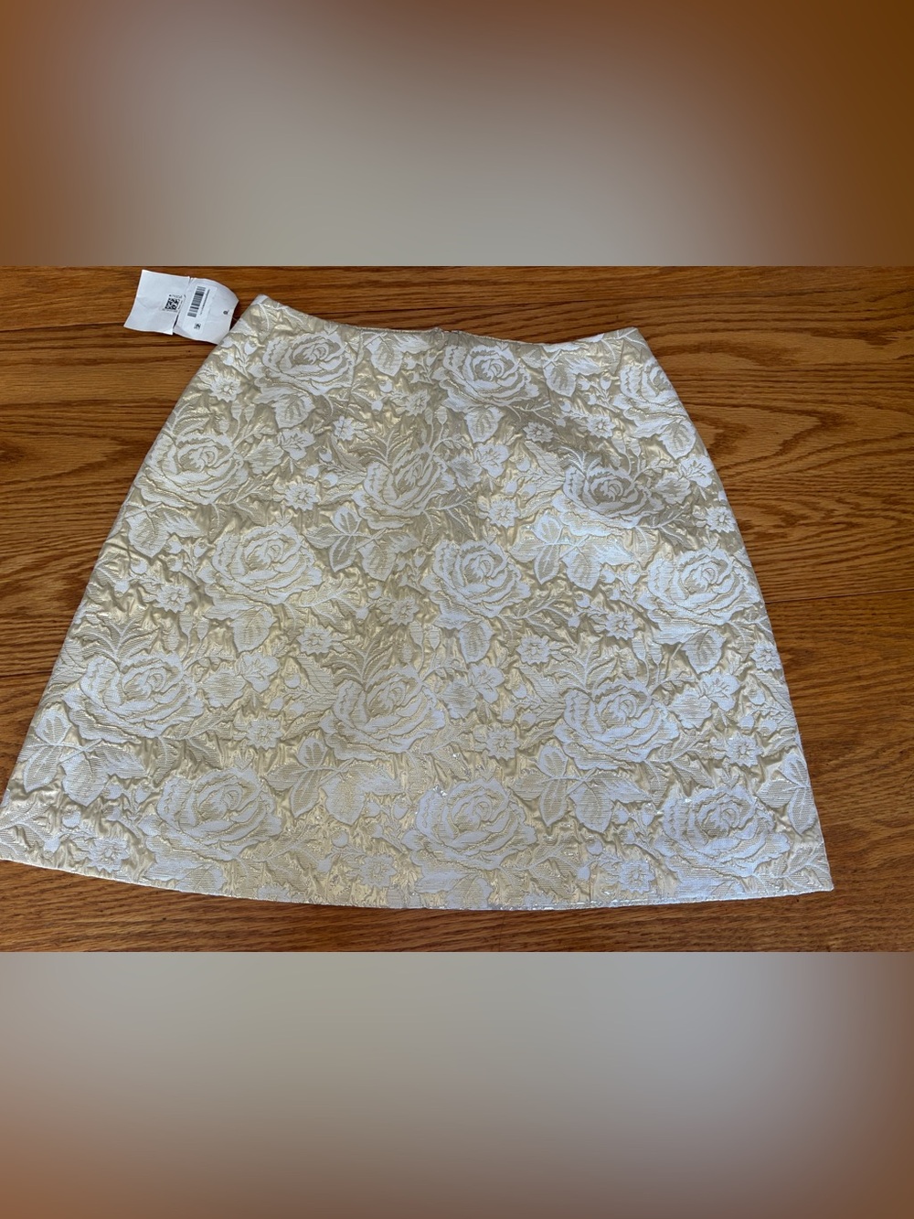 NWT Gold & Ivory Floral Brocade Mini Skirt size 4